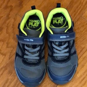 Stride rite boys shoes- LIKE NEW